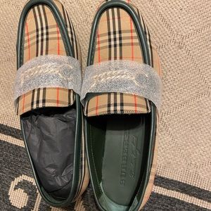 NWT Burberry loafers